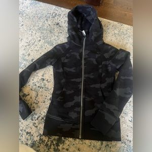 Lululemon zip up